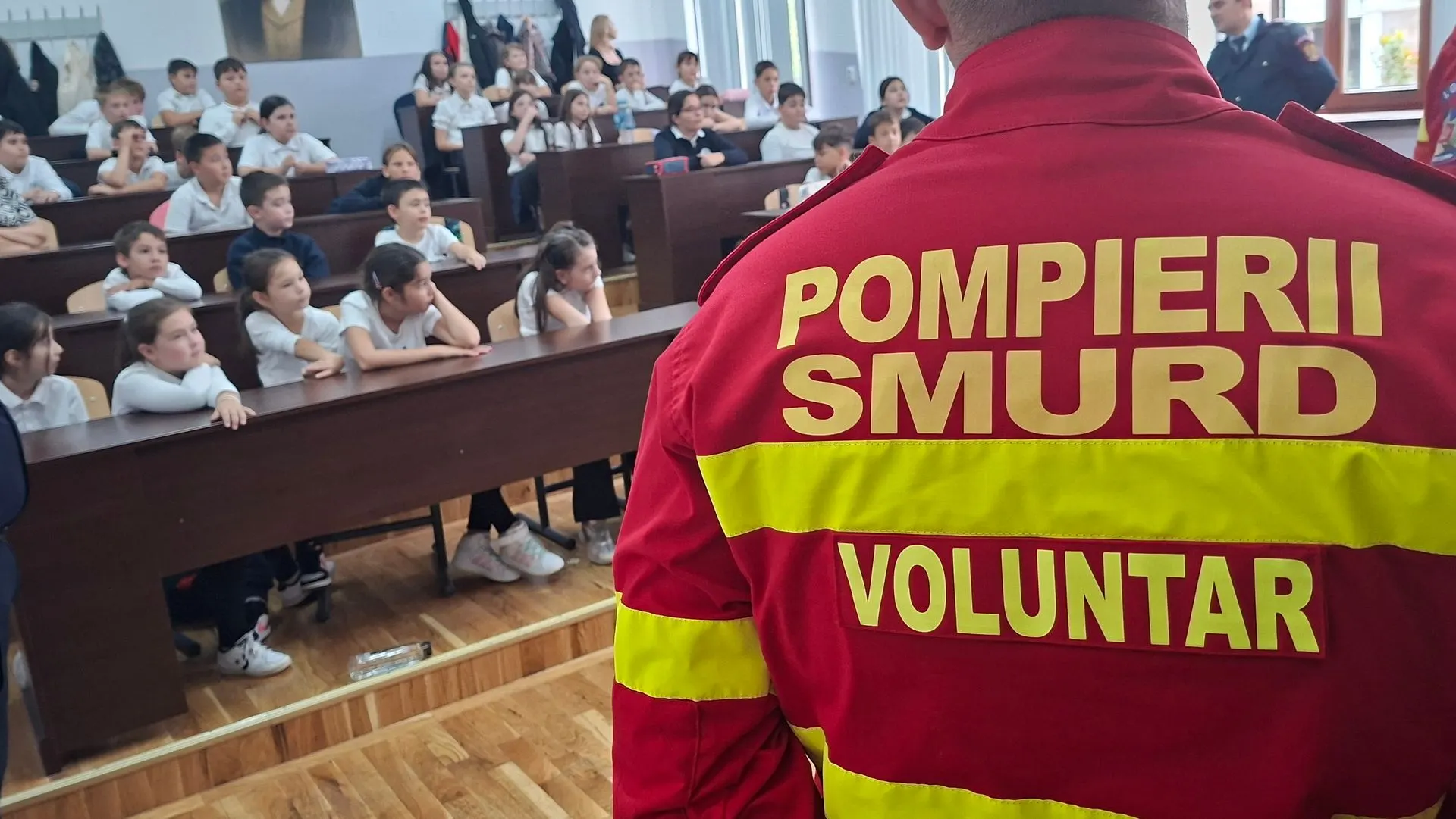 ISU în școli din Crângu, Dracea, Furculești și Piatra, de Ziua Informării Preventive